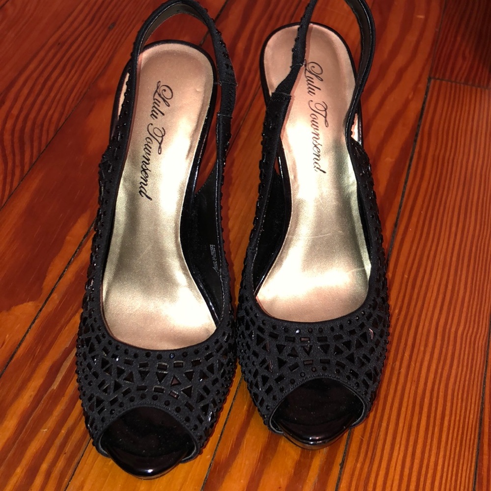 Navy blue high heels